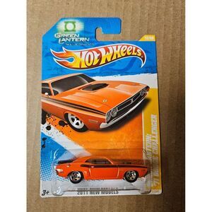 Hot Wheels Green Lantern:‎ '71 Dodge Challenger